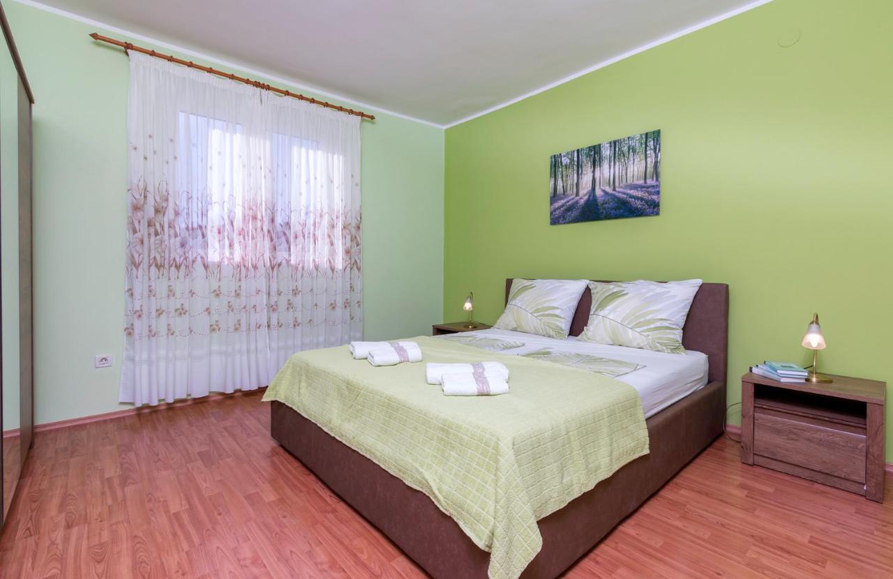 Apartment Rubina With Secure Parking Medulin Extérieur photo