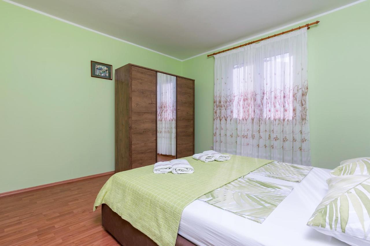 Apartment Rubina With Secure Parking Medulin Extérieur photo
