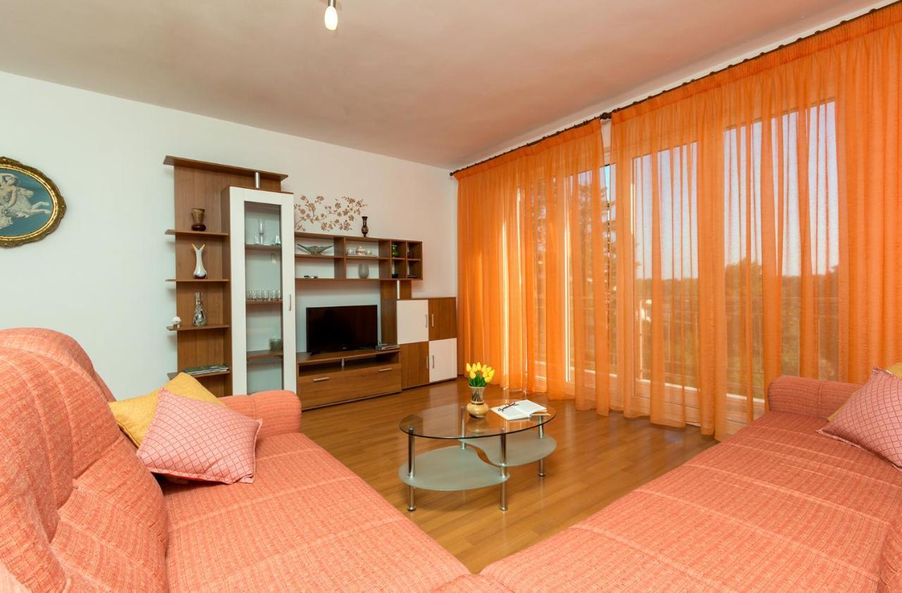 Apartment Rubina With Secure Parking Medulin Extérieur photo