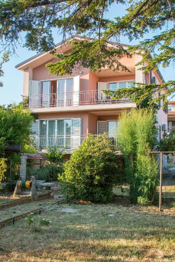 Apartment Rubina With Secure Parking Medulin Extérieur photo